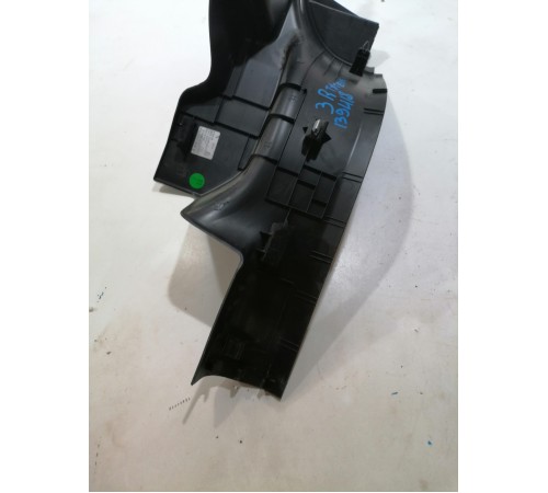 Накладка порога правая внутренняя