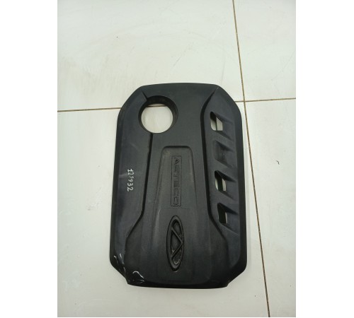 Накладка двигателя декоративная