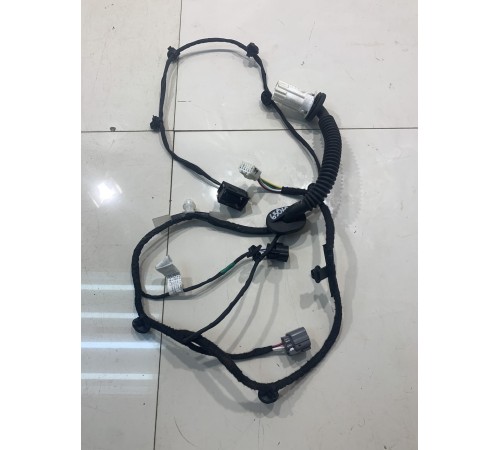 Электропроводка двери (задняя, левая)