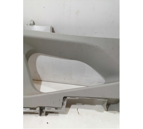 Обшивка задней стойки правая верхняя