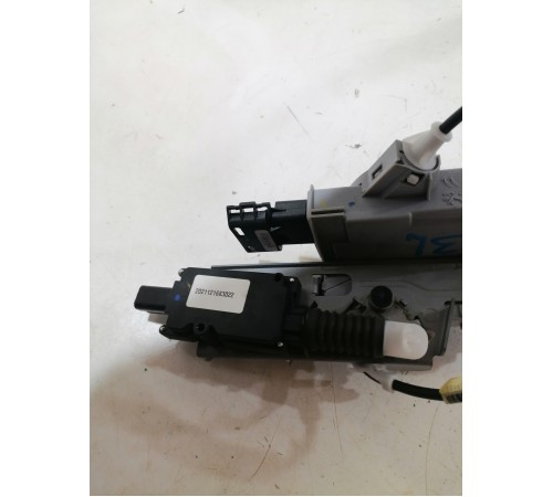 Замок двери задний левый