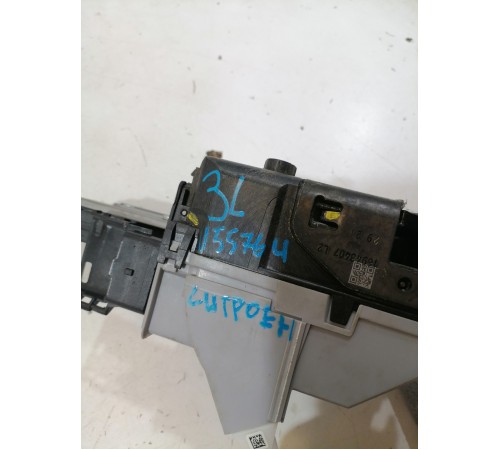 Замок двери задний левый