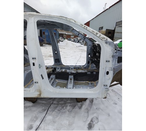 Порог со стойкой правый