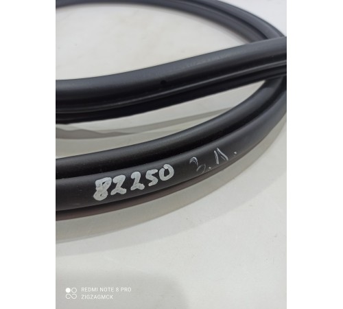 Уплотнитель двери(задний левый)