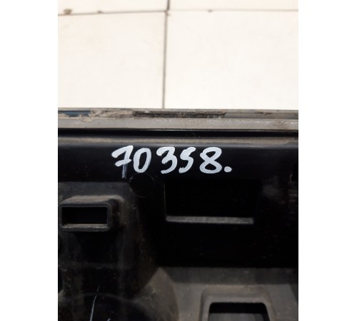 Молдинг двери (задний, левый)