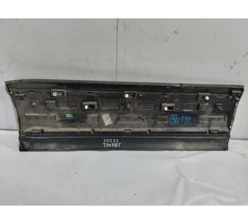 Накладка двери (задняя левая)