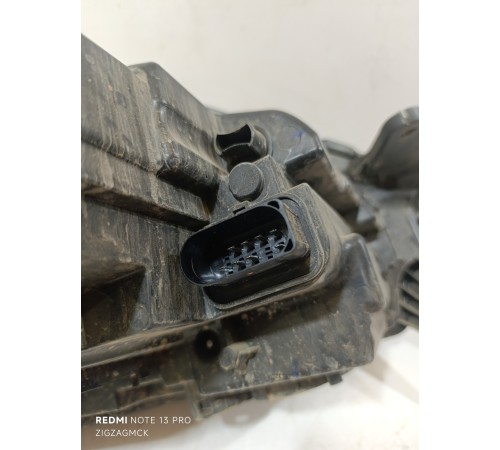 Фара передняя левая