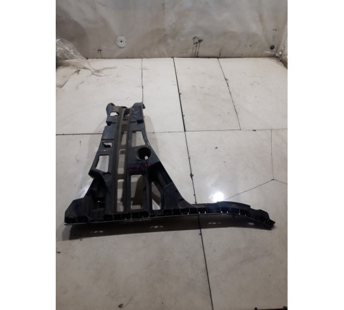 Кронштейн(крепление) заднего бампера правый