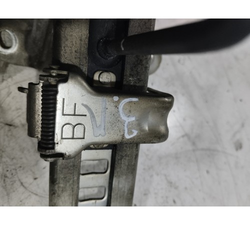 Механизм регулировки ремня по высоте задний левый