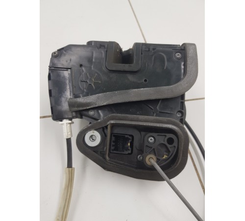 Замок двери задний левый