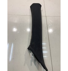 Обшивка передней стойки (левая)