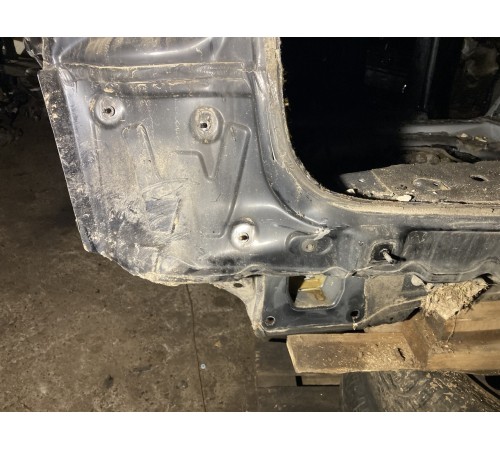 Панель задняя