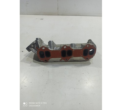 Впускной коллектор левый