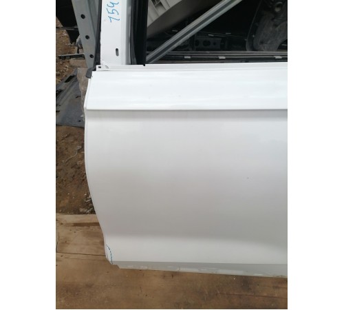 Дверь задняя левая