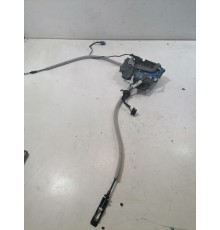 Замок двери передний левый