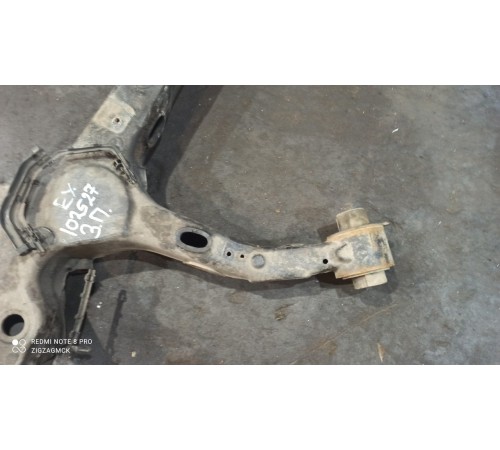 Кулак поворотный(задний правый)