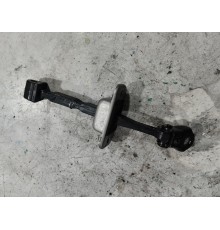 Ограничитель двери передний левый