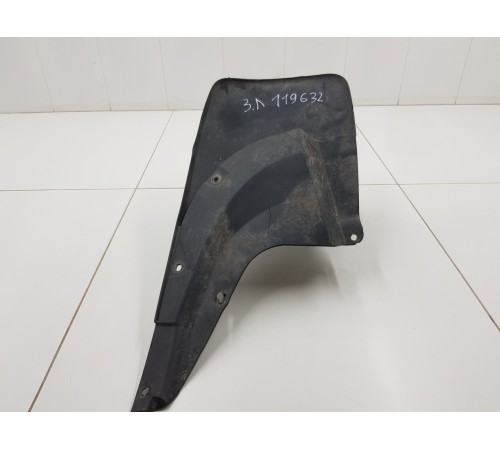 Брызговик задний левый