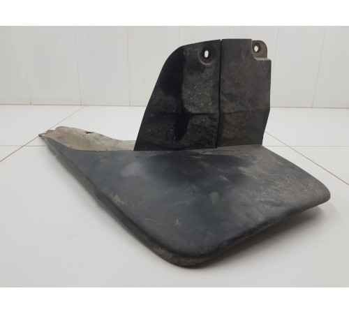 Брызговик задний левый