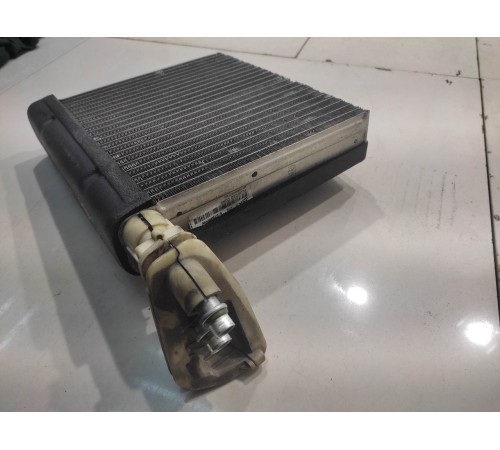 Радиатор кондиционера осушителя