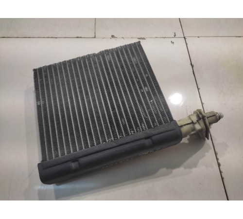 Радиатор кондиционера осушителя