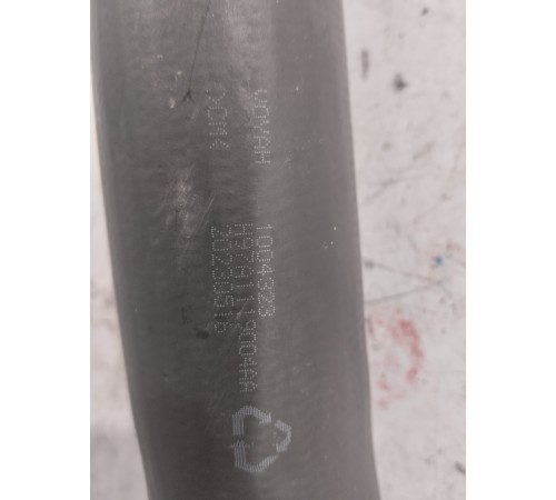 Патрубок радиатора