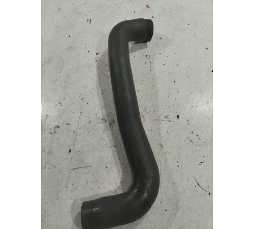 Патрубок радиатора