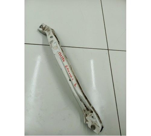 Усилитель кронштейн передней панели левый