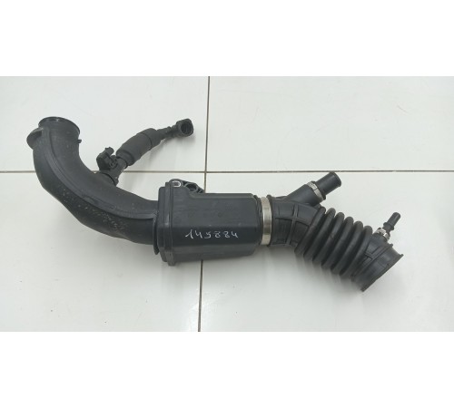 Патрубок воздушного фильтра