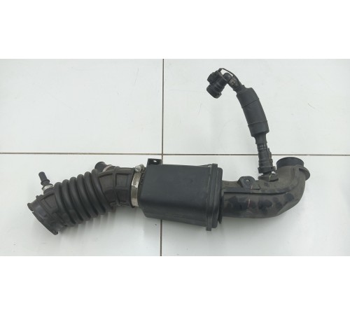 Патрубок воздушного фильтра