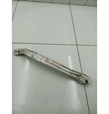 Усилитель кронштейн передней панели левый