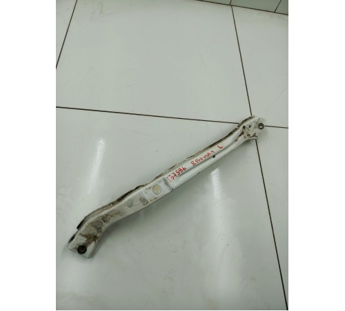 Усилитель кронштейн передней панели левый