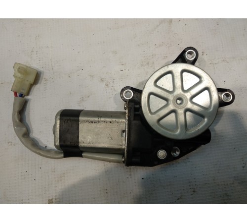 Моторчик стеклоподъемника задний