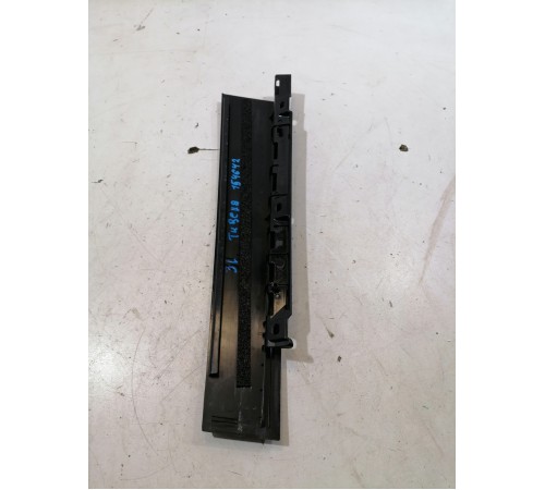 Накладка двери задняя левая