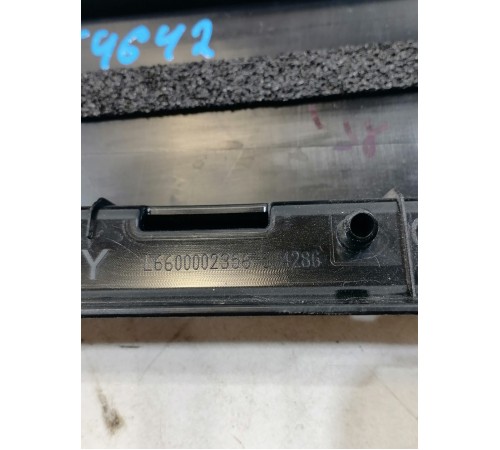 Накладка двери задняя левая