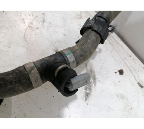 Патрубок системы охлаждения