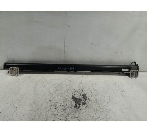 Шторка рулонная солнцезащитная передняя левая