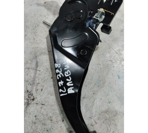 Ручной тормоз (ручник)