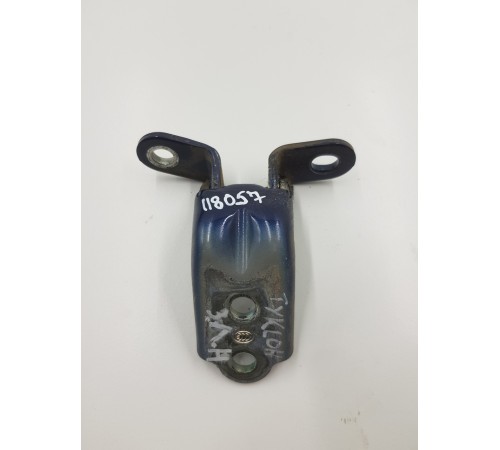 Петля двери задняя левая нижняя