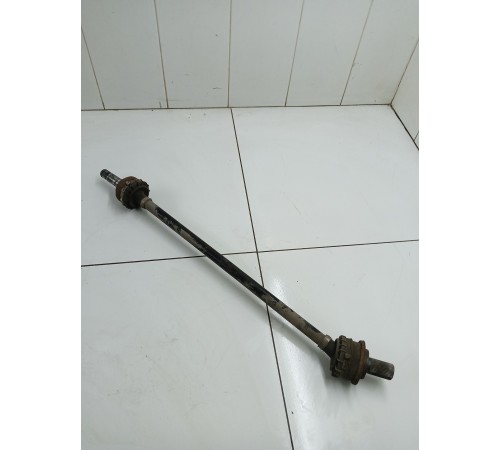 Полуось (привод) задняя