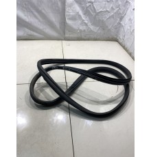 Уплотнитель двери задний левый