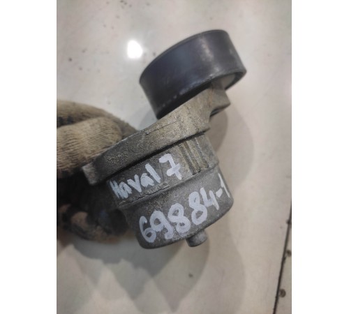 Ролик-натяжитель с кронштейном