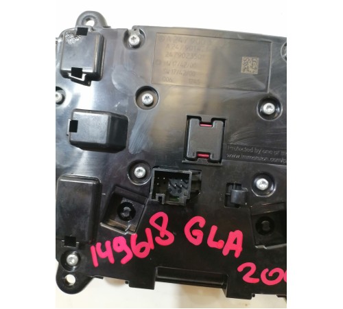 Блок кнопок центральной консоли с сенсорной панелью