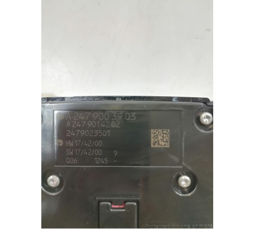 Блок кнопок центральной консоли с сенсорной панелью