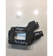 Кронштейн блока управления двигателем