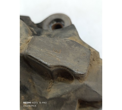 Суппорт передний левый