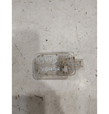 Плафон внутреннего освещения салона