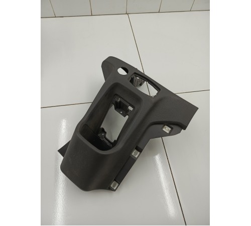 Накладка торпедо передняя левая