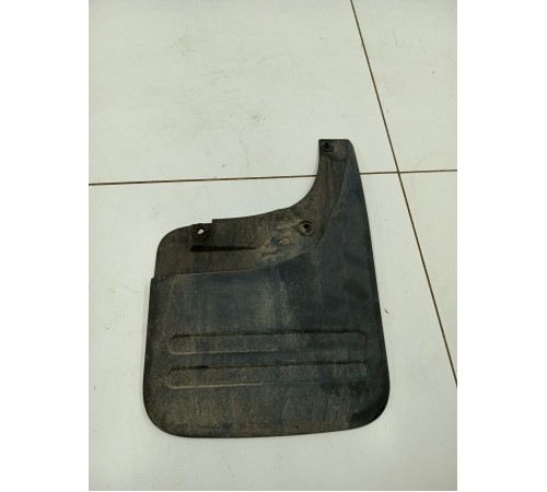 Брызговик задний правый