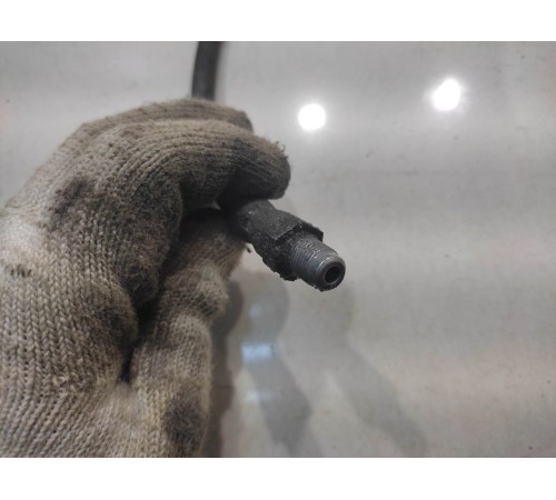 Тормозной шланг (передний, правый)